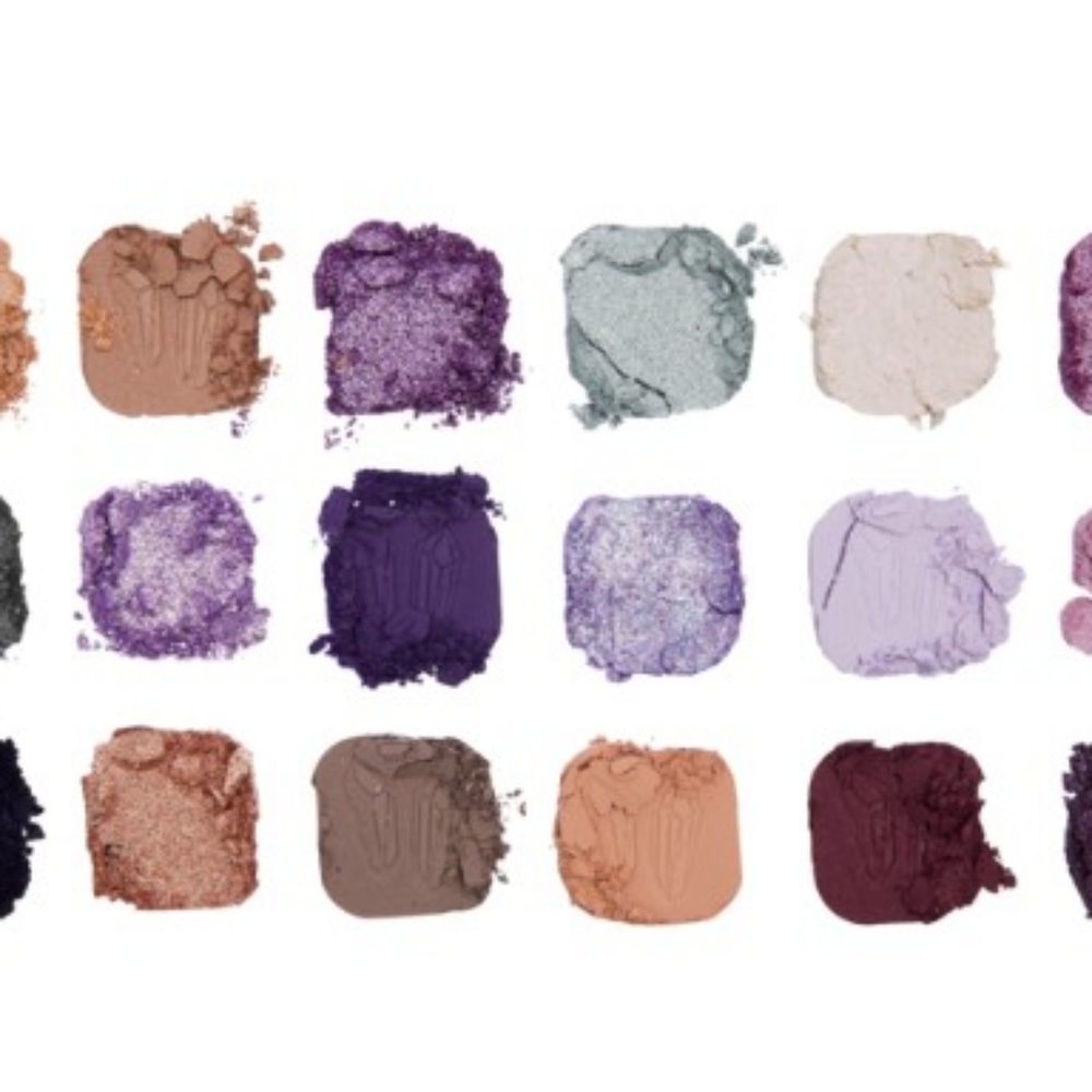 Makeup Revolution Forever Flawless Eyeshadow Palette, Amethyst - Picture 2 of 4